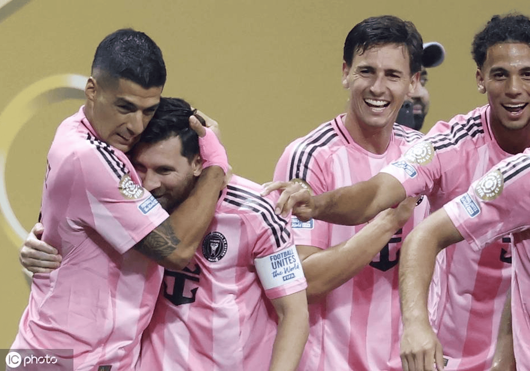 关于梅西回归赛场，势不可挡首场状态亮眼，瑞士队观众沸腾！的信息